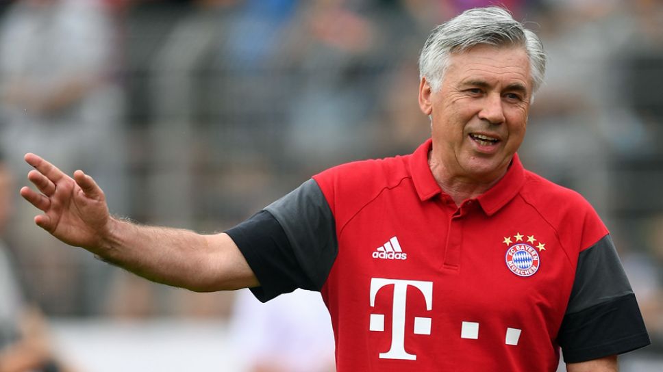 After schalke munich bundesliga bayern edging leaders move points clear past round muller 95th saving penalty sven congratulated ulreich minute