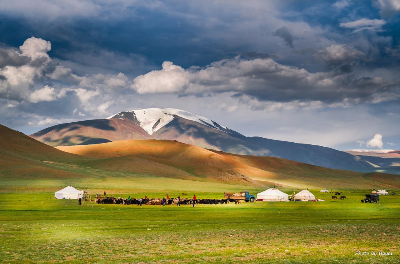 Alam dan Keindahan Pemandangan di Mongolia