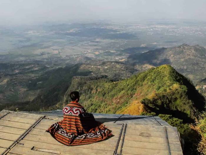 Kebakaran Gunung Telomoyo Padam, Polisi Pastikan Desa Sekitar