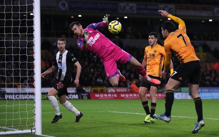 Bazokabet – Dua Gol Telat Newcastle Bungkam Wolves di Molineux, Raih Kemenangan Penting