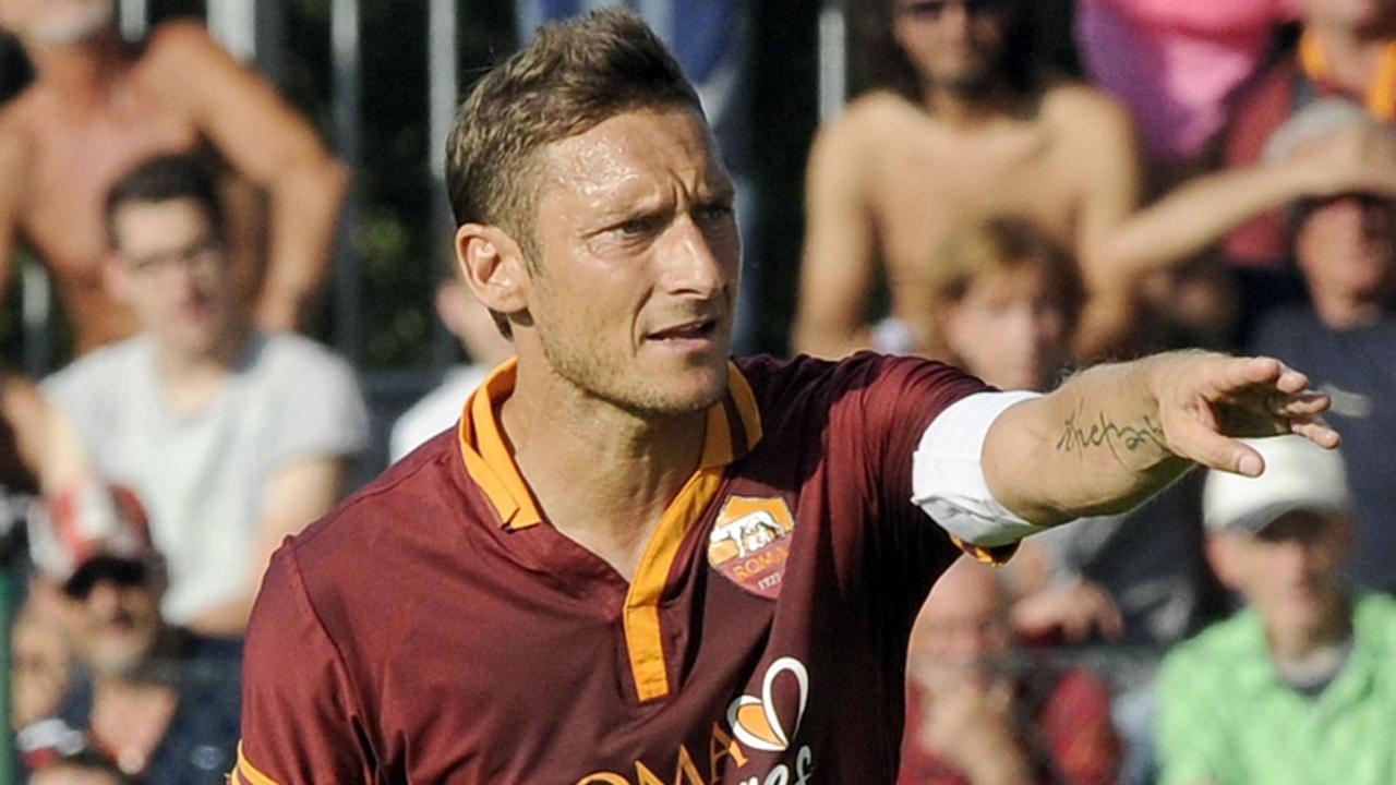 BAZOKABET - Francesco Totti peluang kembali ke dunia sepak bola