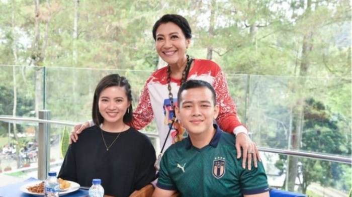 BAZOKABET: Kekayaan & Bisnis Angela Putri Andika Perkasa