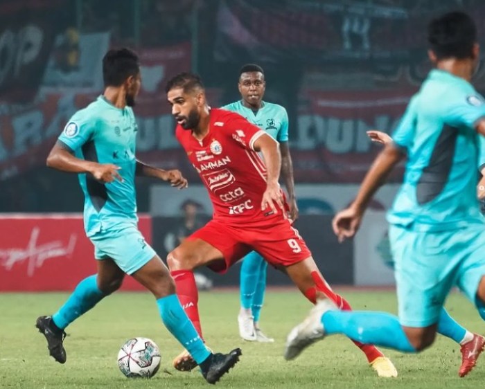 BAZOKABET - Hasil Liga 1: Persija Bungkam Madura United 4-1